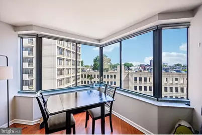 2001 Hamilton Street #703, Philadelphia, PA 19130 - Photo 4
