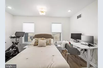 2061 Saint Albans Street, Philadelphia, PA 19146 - Photo 14