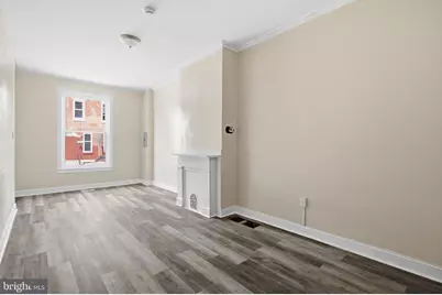 632 W Cumberland Street #1, Philadelphia, PA 19133 - Photo 4