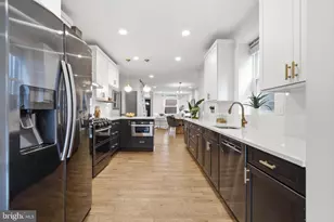 841 N 27th St, Philadelphia, PA 19130 - Photo 12