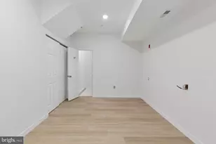 223 S 45th St, Philadelphia, PA 19104 - Photo 16