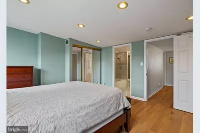 1913 Pemberton Street, Philadelphia, PA 19146 - Photo 18