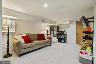 1913 Pemberton St, Philadelphia, PA 19146 - Photo 24