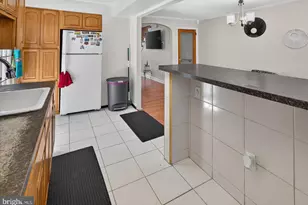 8323 Thouron Ave, Philadelphia, PA 19150 - Photo 16