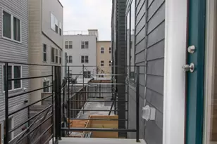 810 N Uber St, Philadelphia, PA 19130 - Photo 30
