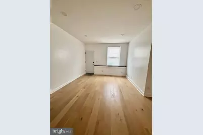 2070 E Lippincott Street, Philadelphia, PA 19134 - Photo 2