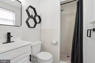 2713 Clayton St, Philadelphia, PA 19152 - Photo 18