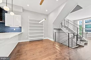602 N 5th St, Philadelphia, PA 19123 - Photo 4