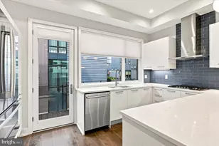602 N 5th St, Philadelphia, PA 19123 - Photo 8