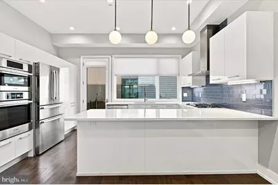 602 N 5th Street #2, Philadelphia, PA 19123 - Photo 6