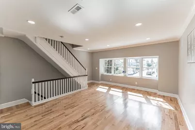 33 E Gorgas Lane, Philadelphia, PA 19119 - Photo 2