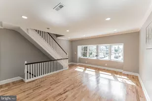 33 E Gorgas Ln, Philadelphia, PA 19119 - Photo 2