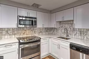 1815 John F Kennedy Blvd, Philadelphia, PA 19103 - Photo 2
