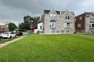 850 Longshore Ave, Philadelphia, PA 19111 - Photo 2