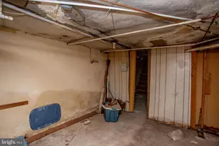 814 E Woodlawn St, Philadelphia, PA 19138 - Photo 58