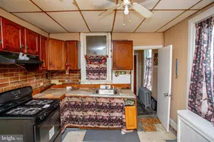 814 E Woodlawn St, Philadelphia, PA 19138 - Photo 24
