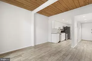 870 N 28th St, Philadelphia, PA 19130 - Photo 2