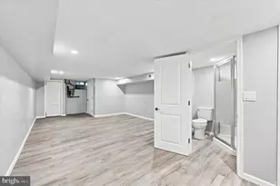 5726 W Jefferson St, Philadelphia, PA 19131 - Photo 32