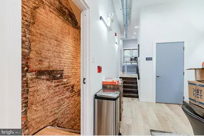 319 Bainbridge Street, Philadelphia, PA 19147 - Photo 10