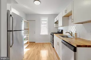 1517 S LeCount St, Philadelphia, PA 19146 - Photo 8