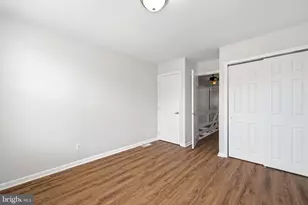 928 N Bambrey St, Philadelphia, PA 19130 - Photo 18