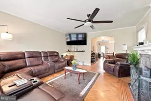 828 Knorr St, Philadelphia, PA 19111 - Photo 8