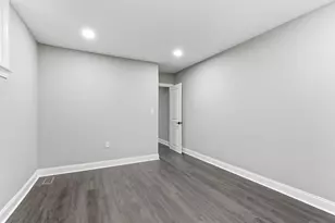 260 W Godfrey Ave, Philadelphia, PA 19120 - Photo 18