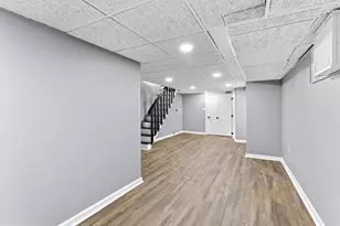 260 W Godfrey Ave, Philadelphia, PA 19120 - Photo 20
