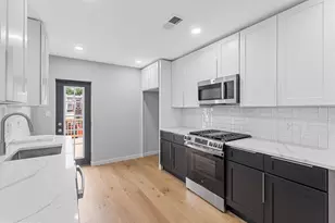 7345 E Walnut Ln, Philadelphia, PA 19138 - Photo 12