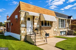 15128 Carter Rd, Philadelphia, PA 19116 - Photo 2