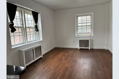 676 Perth Place #B, Philadelphia, PA 19123 - Photo 8