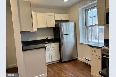676 Perth Place #B, Philadelphia, PA 19123 - Photo 2