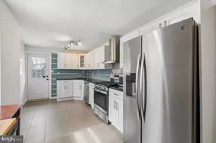 2042 E Huntingdon St, Philadelphia, PA 19125 - Photo 14