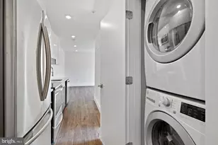 1155 S 15th St, Philadelphia, PA 19146 - Photo 2