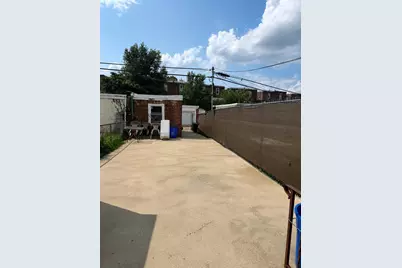 561 W Abbottsford Avenue, Philadelphia, PA 19144 - Photo 12