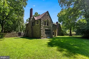 999 E Haines St, Philadelphia, PA 19138 - Photo 12