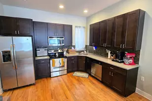 1605 Christian St, Philadelphia, PA 19146 - Photo 4