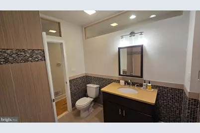 1605 Christian Street #A, Philadelphia, PA 19146 - Photo 8