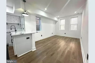 1015 S 6th Street #2, Philadelphia, PA 19147 - Photo 2