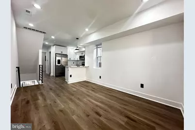 1015 S 6th Street #2, Philadelphia, PA 19147 - Photo 4