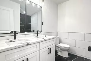 1015 S 6th St, Philadelphia, PA 19147 - Photo 12