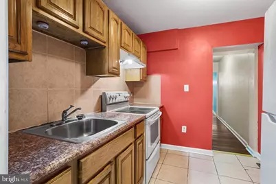 1924 N Darien Street, Philadelphia, PA 19122 - Photo 6