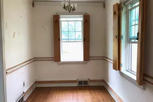 8612 Lykens Ln, Philadelphia, PA 19128 - Photo 2