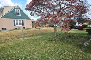 8612 Lykens Ln, Philadelphia, PA 19128 - Photo 12