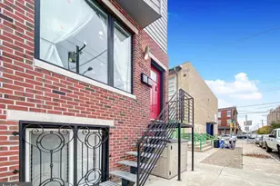 2211 Moore St, Philadelphia, PA 19145 - Photo 2