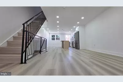 116 E Cheltenham Avenue, Philadelphia, PA 19120 - Photo 6