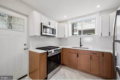 2602 S 10th Street, Philadelphia, PA 19148 - Photo 8