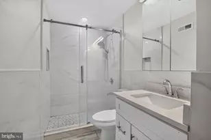 519 N 11th St, Philadelphia, PA 19123 - Photo 8