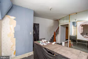 814 E Woodlawn St, Philadelphia, PA 19138 - Photo 16