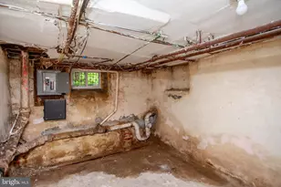 814 E Woodlawn St, Philadelphia, PA 19138 - Photo 66
